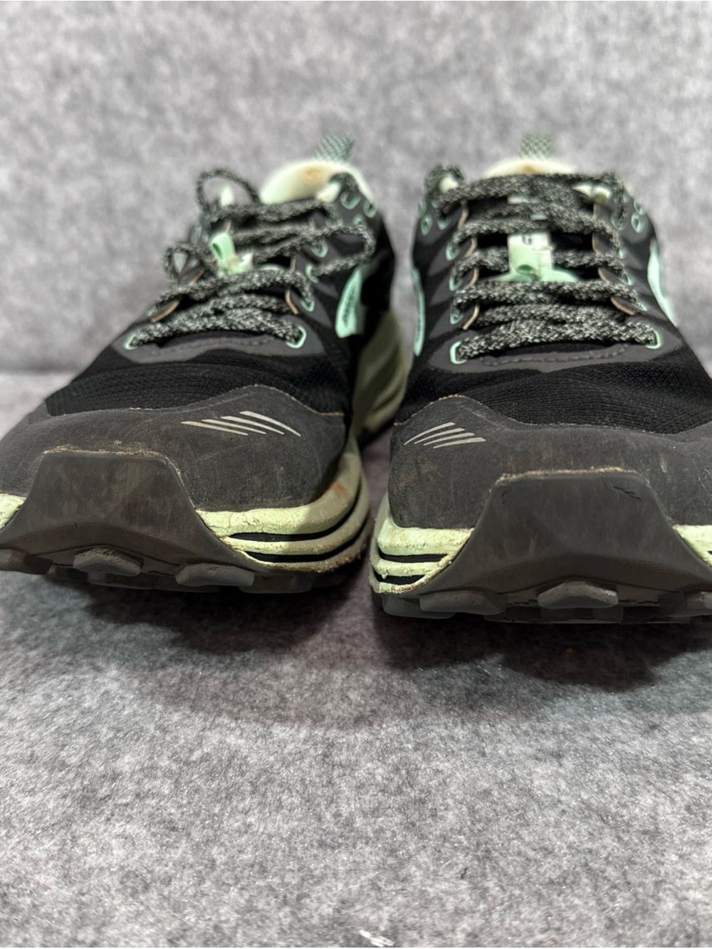Brooks Cascadia 16 Tennis Shoes - Womens 9 - Black Green Running Walking Sneaker - Picture 5 of 12